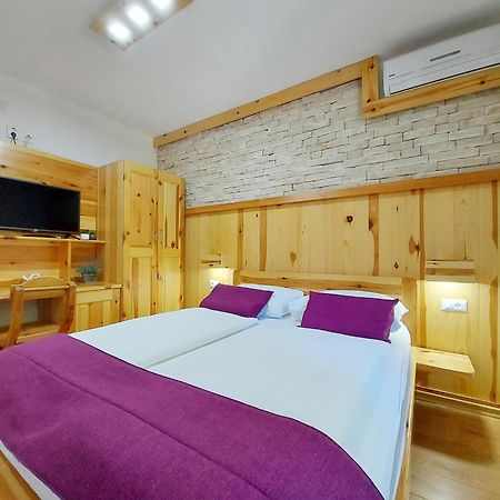 Plitvice Etno House I Bed & Breakfast Plitvicka Jezera Bagian luar foto