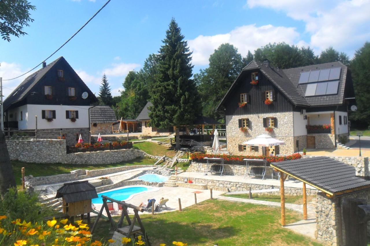 Plitvice Etno House I Bed & Breakfast Plitvicka Jezera Bagian luar foto