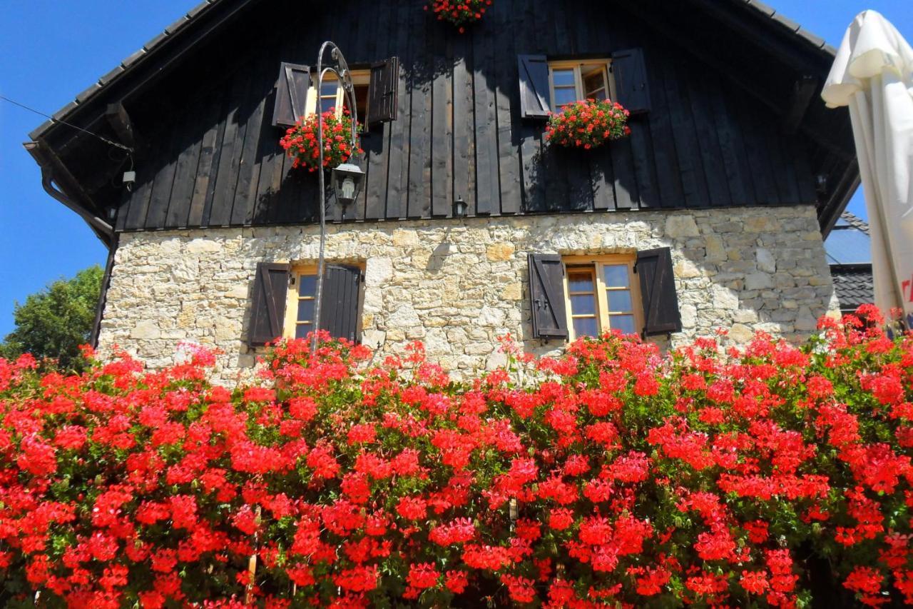 Plitvice Etno House I Bed & Breakfast Plitvicka Jezera Bagian luar foto