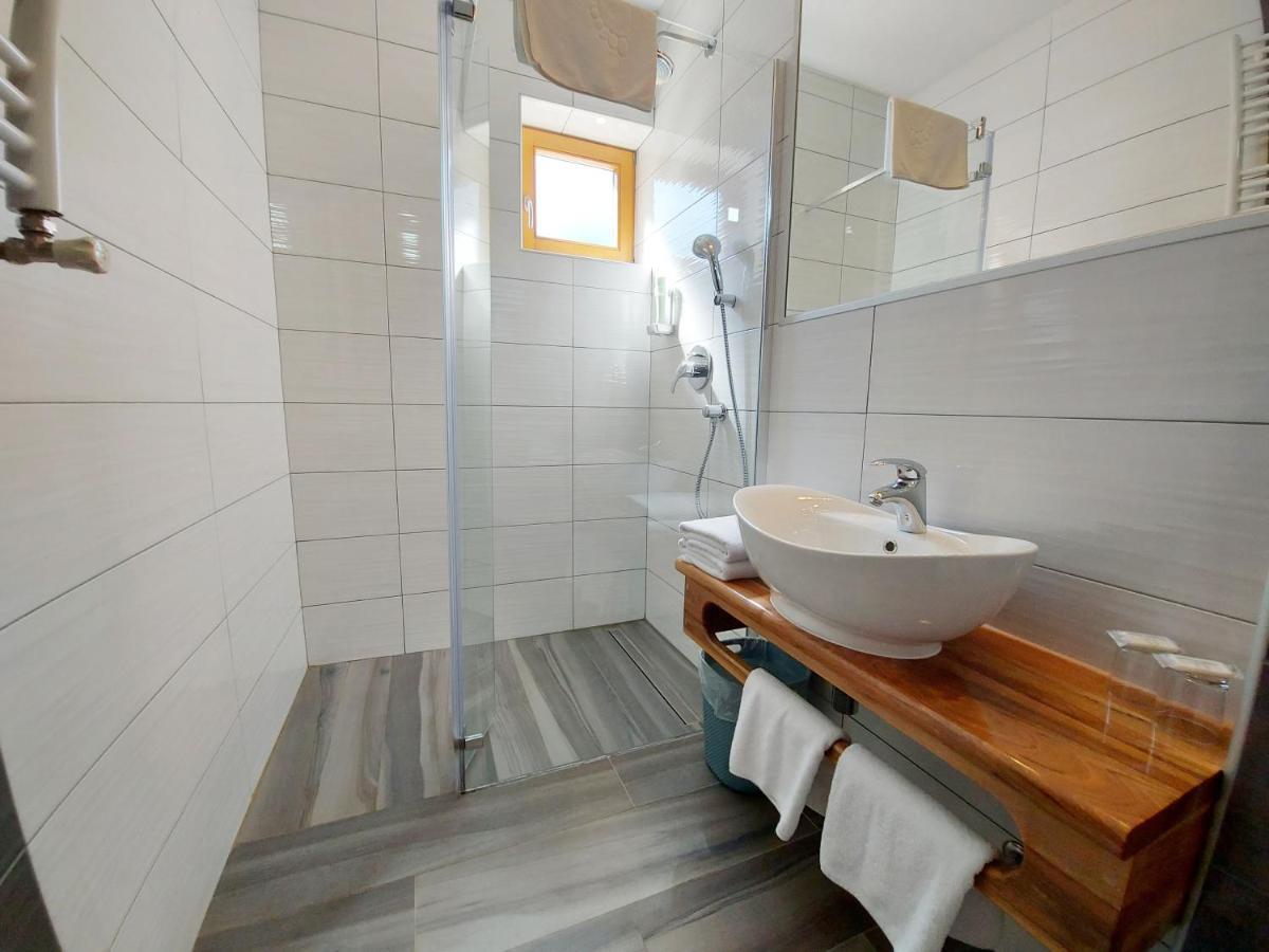Plitvice Etno House I Bed & Breakfast Plitvicka Jezera Bagian luar foto