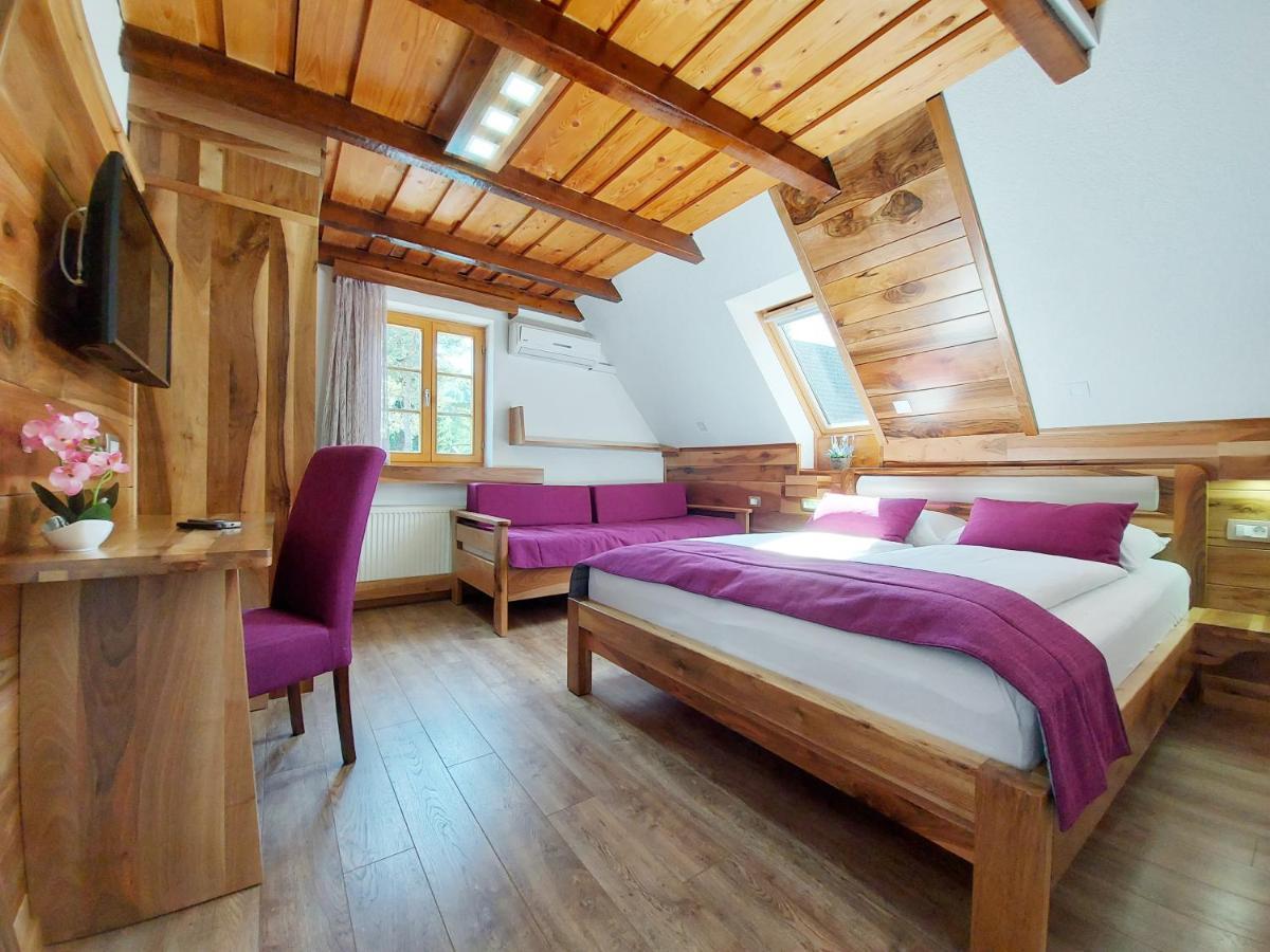 Plitvice Etno House I Bed & Breakfast Plitvicka Jezera Bagian luar foto