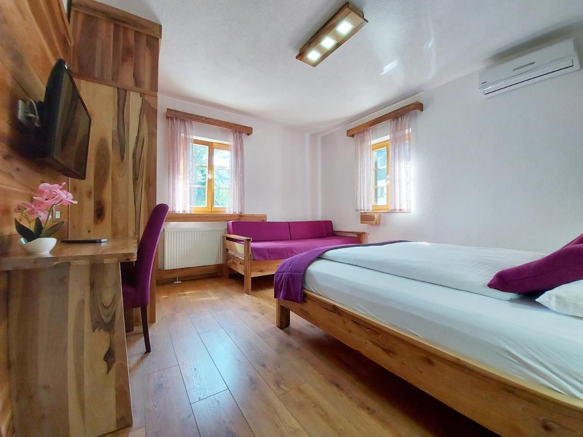 Plitvice Etno House I Bed & Breakfast Plitvicka Jezera Bagian luar foto