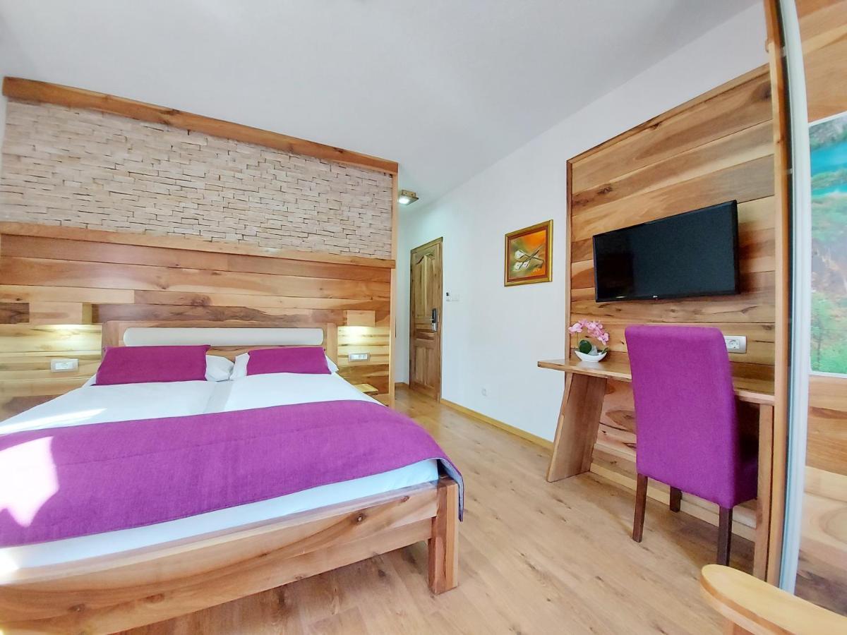 Plitvice Etno House I Bed & Breakfast Plitvicka Jezera Bagian luar foto