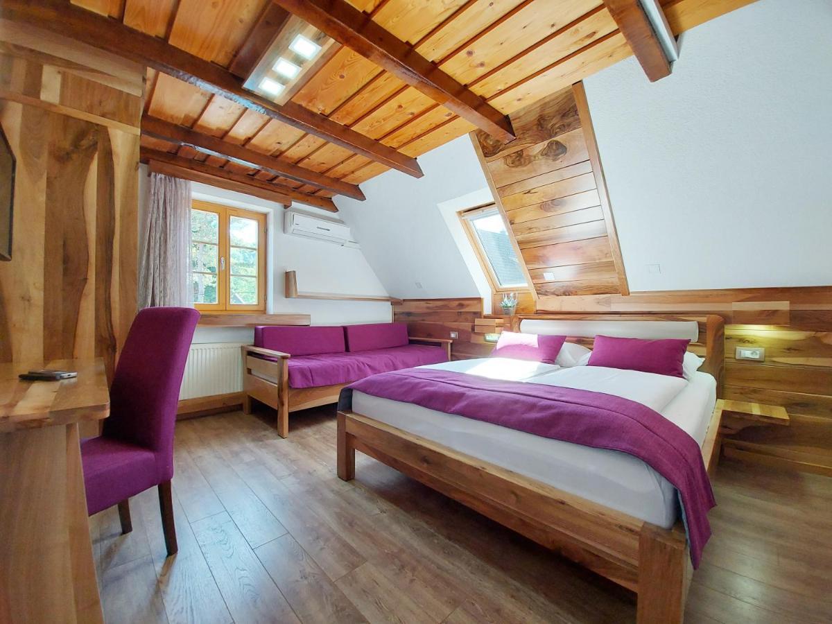 Plitvice Etno House I Bed & Breakfast Plitvicka Jezera Bagian luar foto