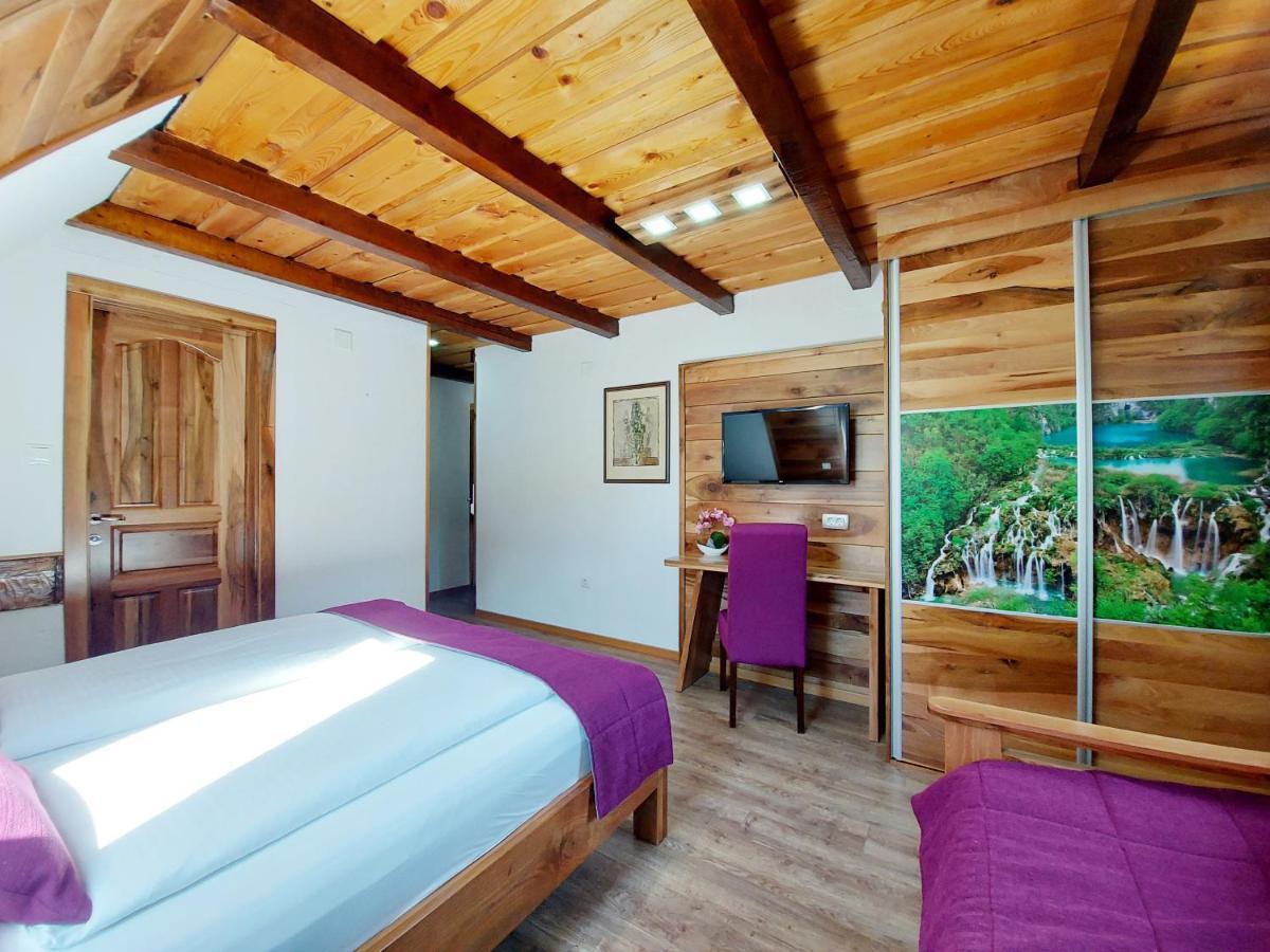 Plitvice Etno House I Bed & Breakfast Plitvicka Jezera Bagian luar foto