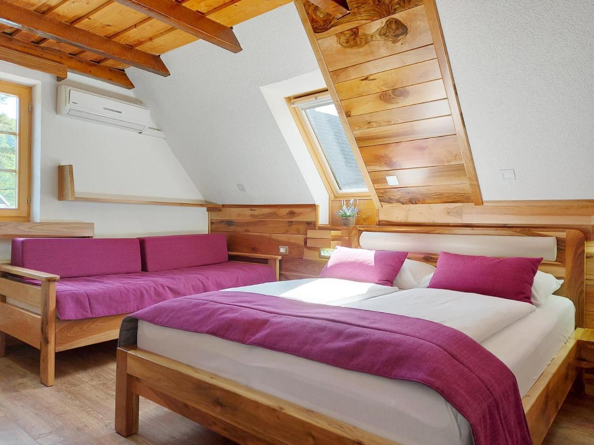 Plitvice Etno House I Bed & Breakfast Plitvicka Jezera Bagian luar foto