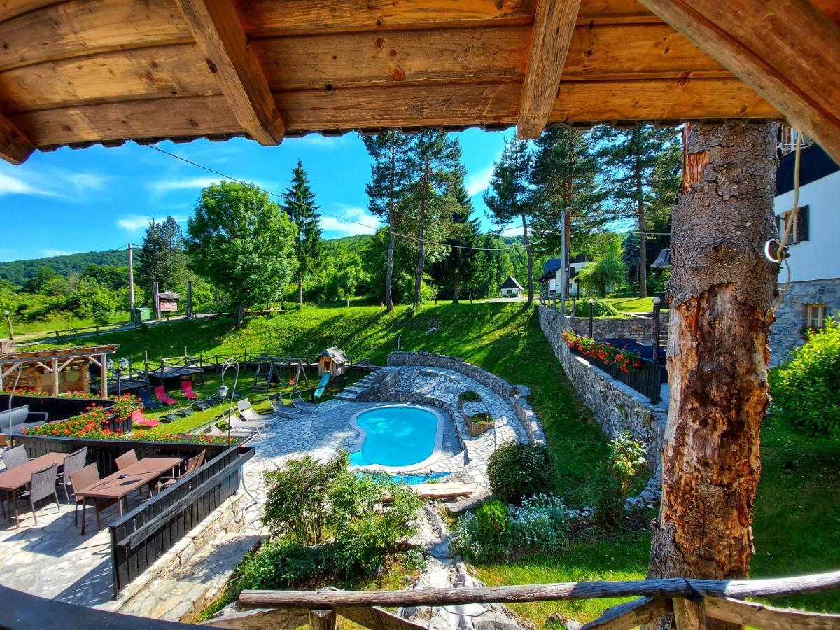 Plitvice Etno House I Bed & Breakfast Plitvicka Jezera Bagian luar foto