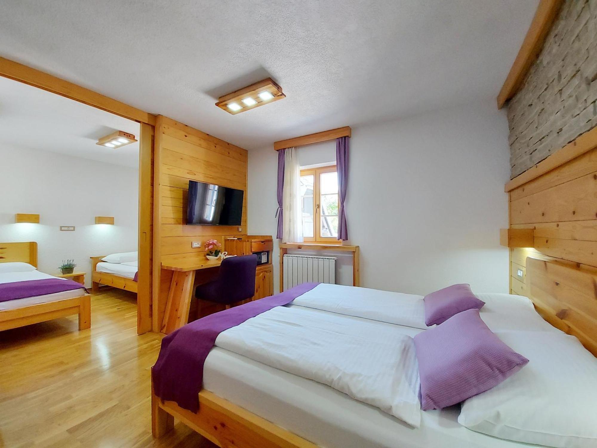 Plitvice Etno House I Bed & Breakfast Plitvicka Jezera Bagian luar foto